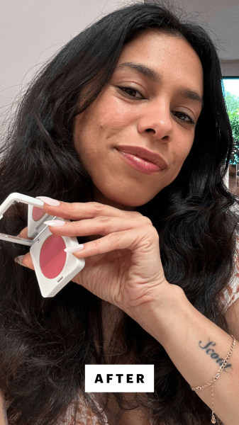 Shipin after applying Summer Fridays Blush Butter Balm in Terracotta